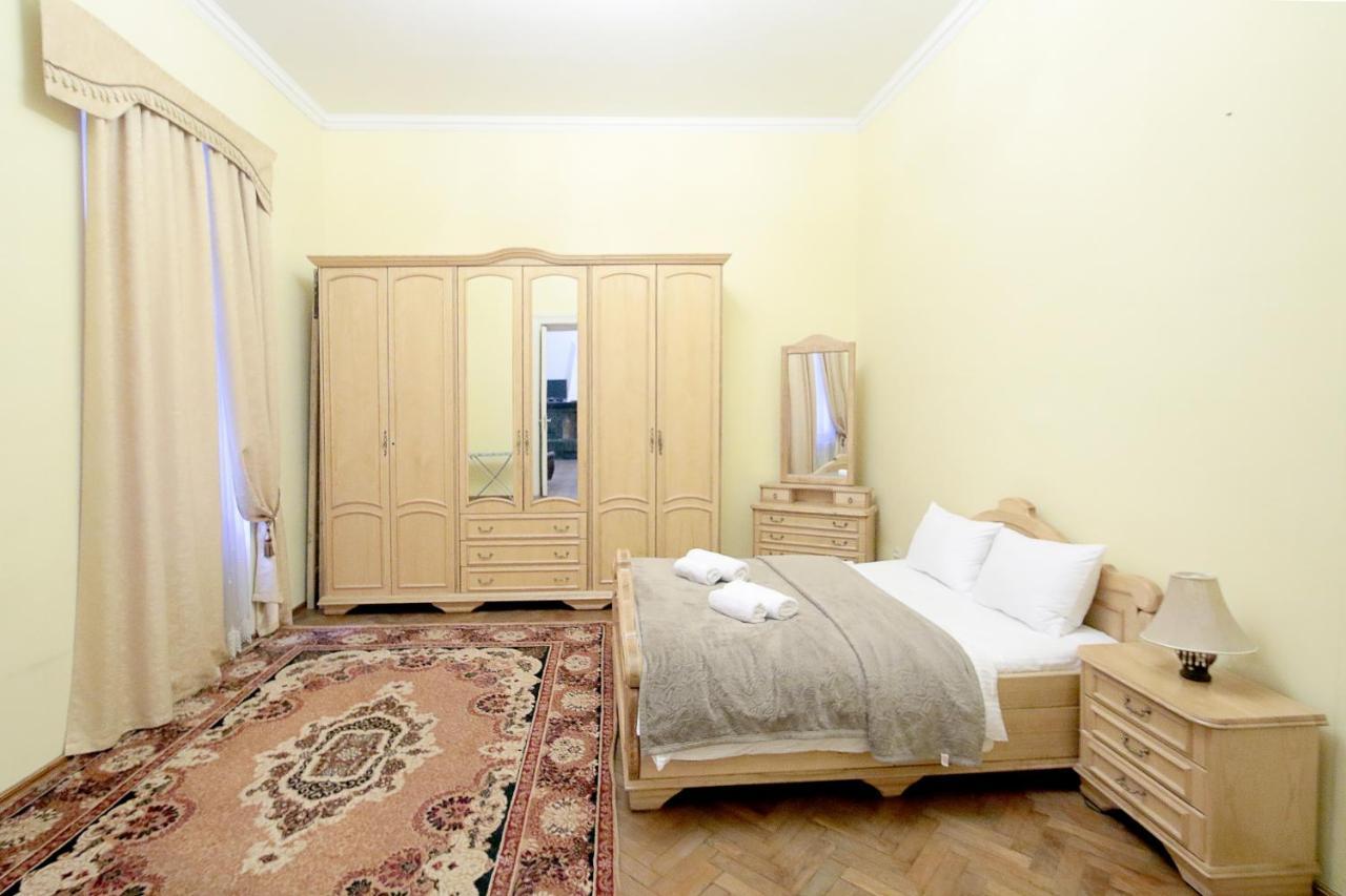 Pro Apartments 12213 Lviv Exterior foto